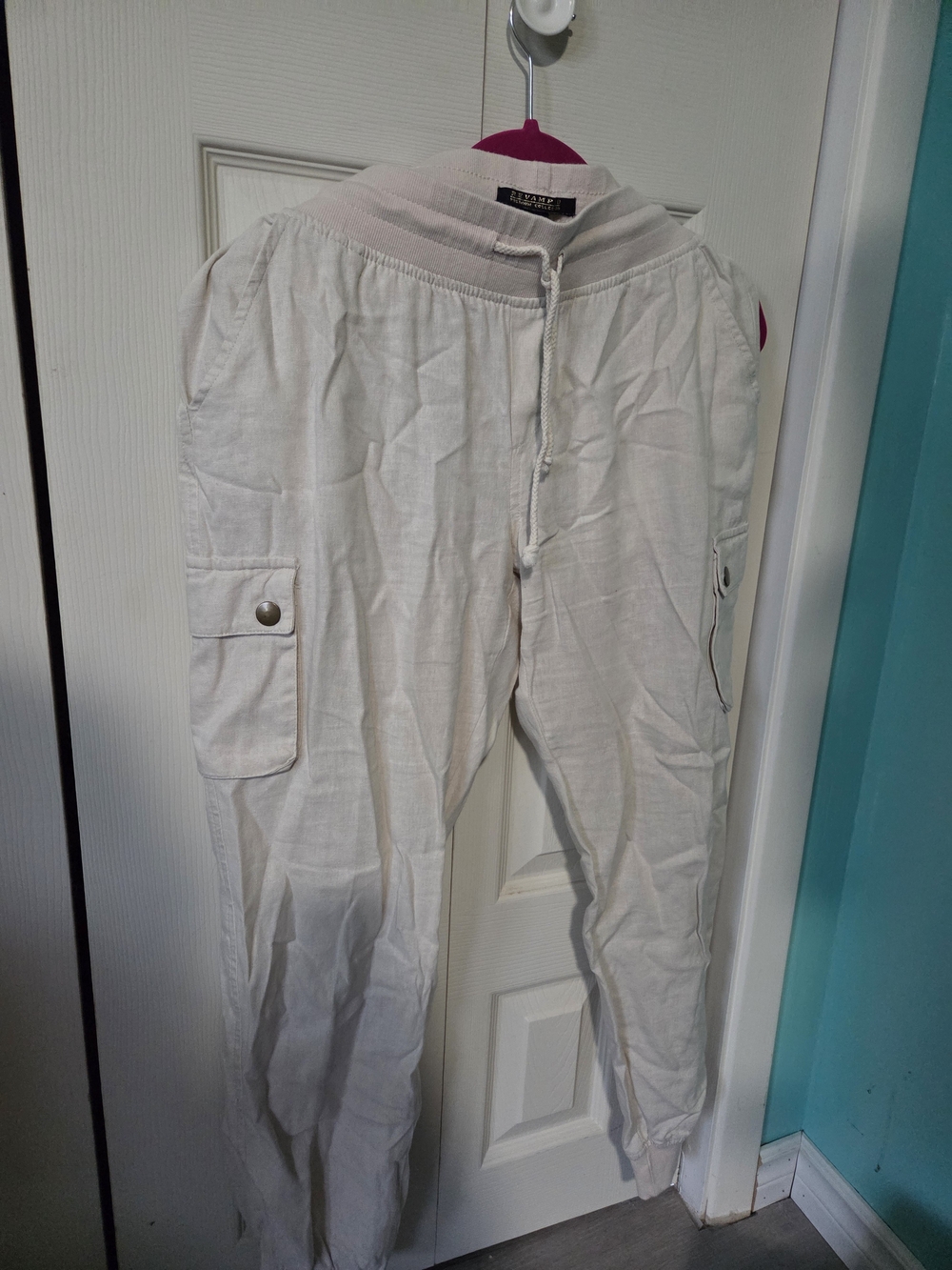 Revamped White Drawstring Cargo Joggers - Unbranded